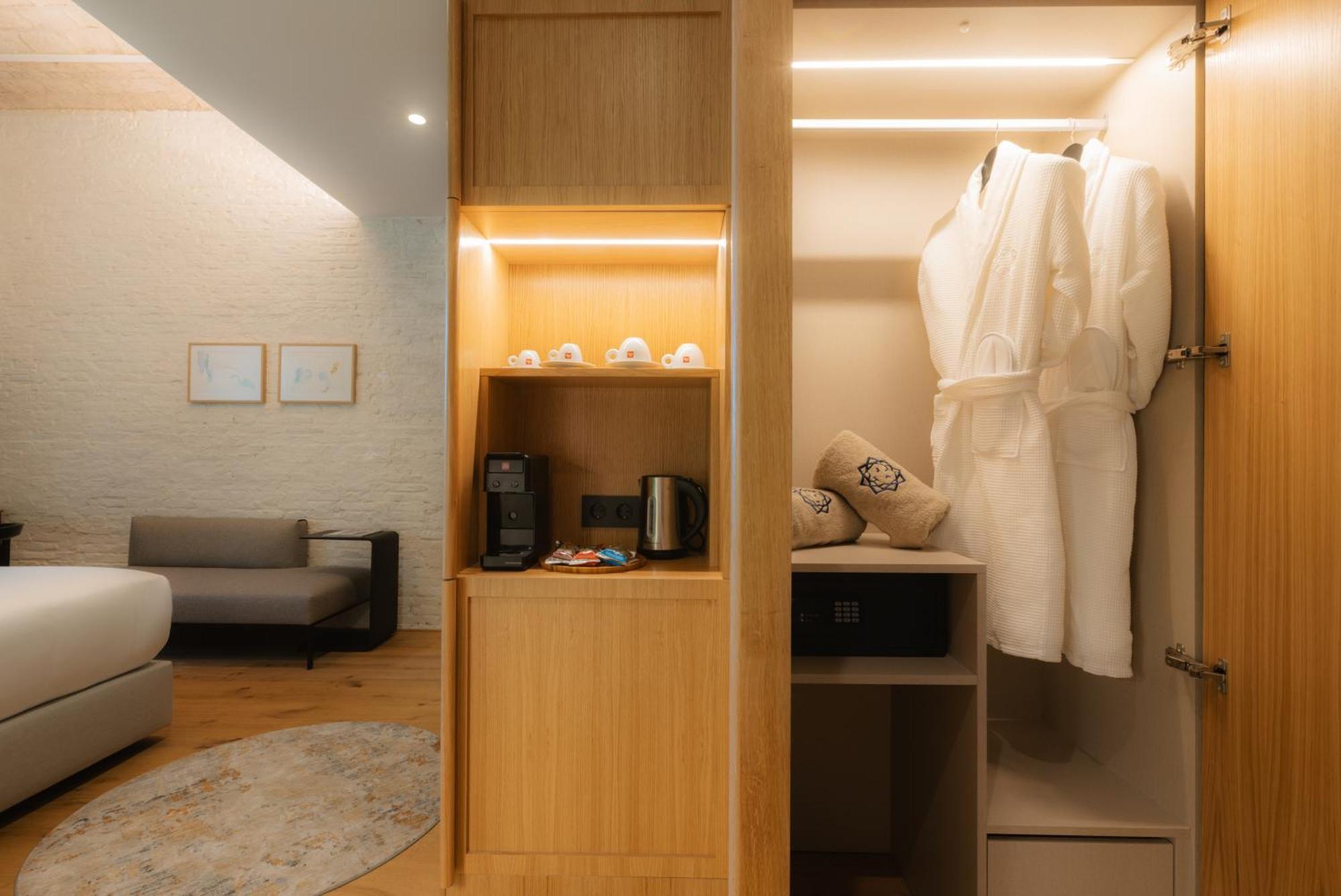 Cavalta Boutique Hotel - Small Luxuy Hotels Siviglia Esterno foto